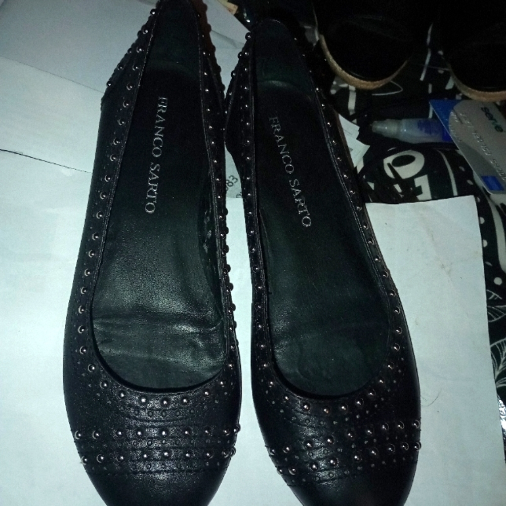 FRANK SARTOS Studded flats